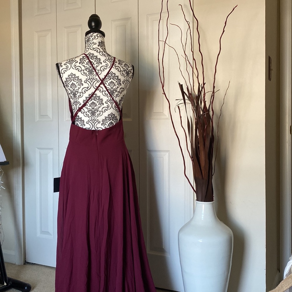 Lulu’s Maxi Dress - Picture 5 of 6